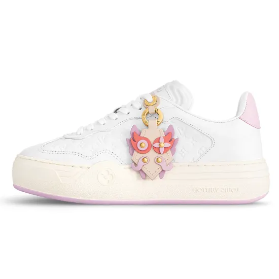 LOUIS VUITTON Skateboard Shoes Women's Low-Top White Pink
