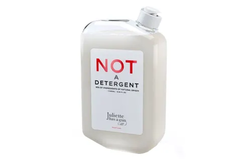 Juliet with a Gun I am not a perfume NOT A DETERGENT Hand Sanitizer Moisturizing 500ml