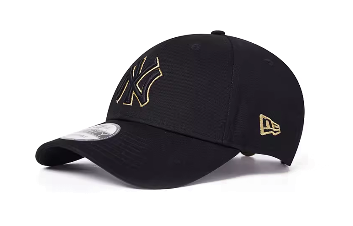 Кепка New Era С металлическим логотипом (черная)
