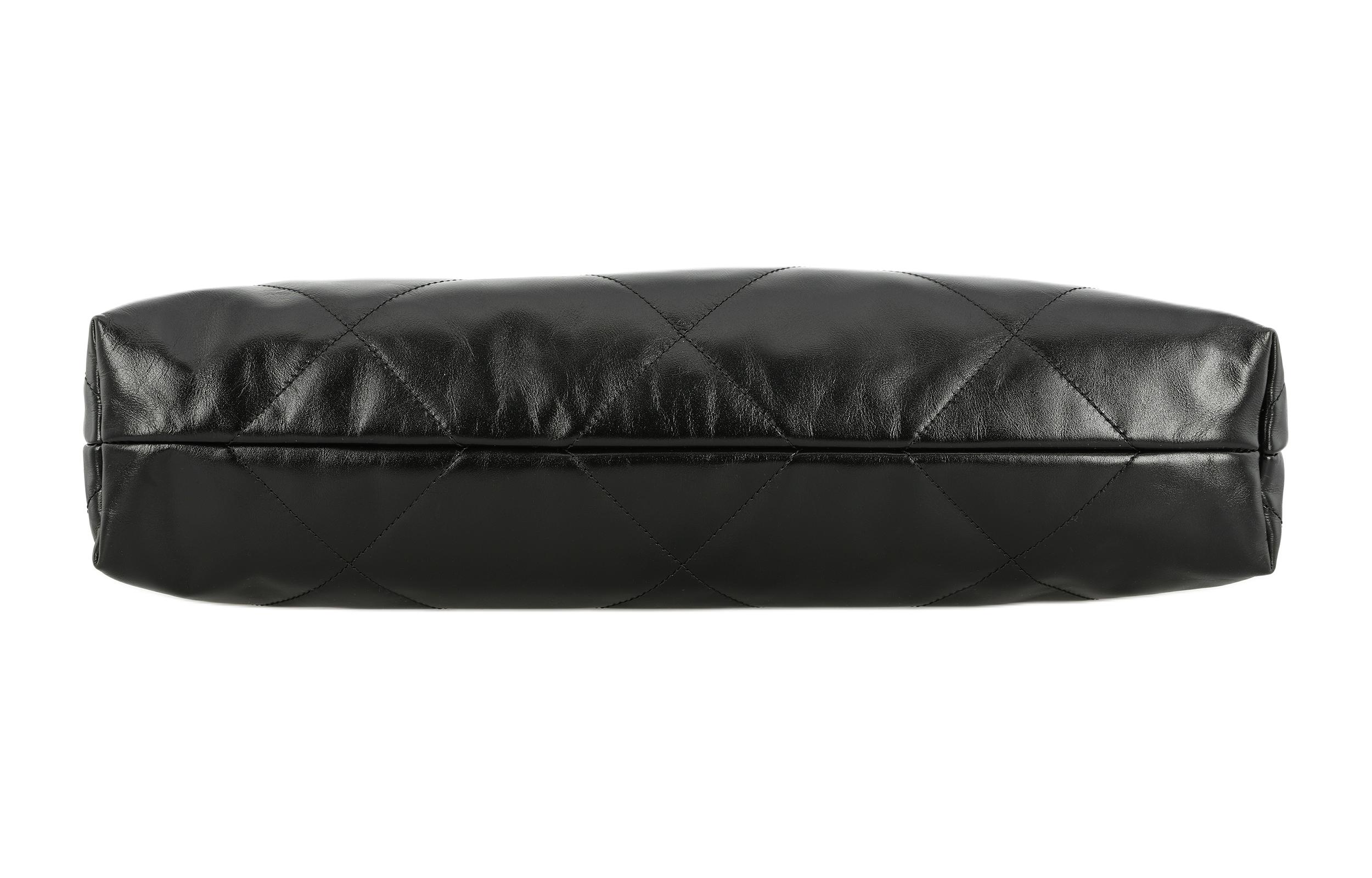 CHANEL 22Bag 24C