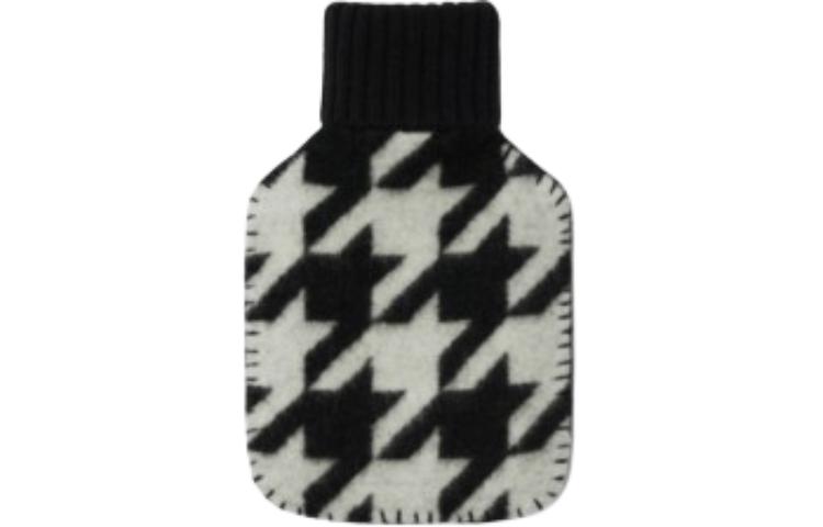 Burberry Houndstooth wool hot water bottle hot water bottle black and white