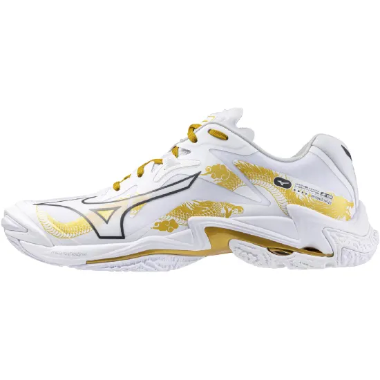 Mizuno Wave Lightning Z8 'Gold Dragon'