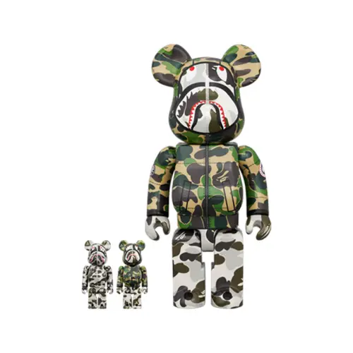 BE@RBRICK 100%400% BAPE(R)xCANADA GOOSE SHARK Canada Goose Camouflage Shark Joint Trendy Doll 7cm/28cm