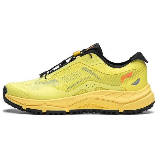 LINING Yijie Lite V3 Hiking / Trekking Shoes Men Low-Top Glossy Finish Yellow Black