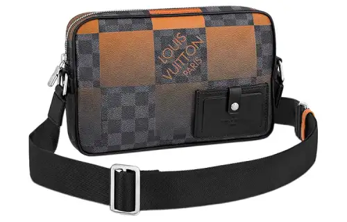 LOUIS VUITTON Alpha Messenger Damier Graphite Giant Orange