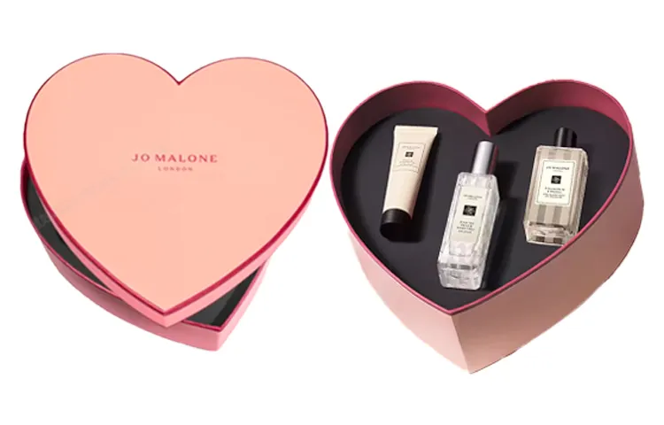 Perfume, set for St. Valentine's Day, shower gel, hand cream, Great Britain, 30 ml, 100 ml, 15 ml