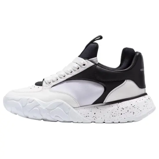Alexander McQueen Casual Shoes Women's Low-Top Black/White