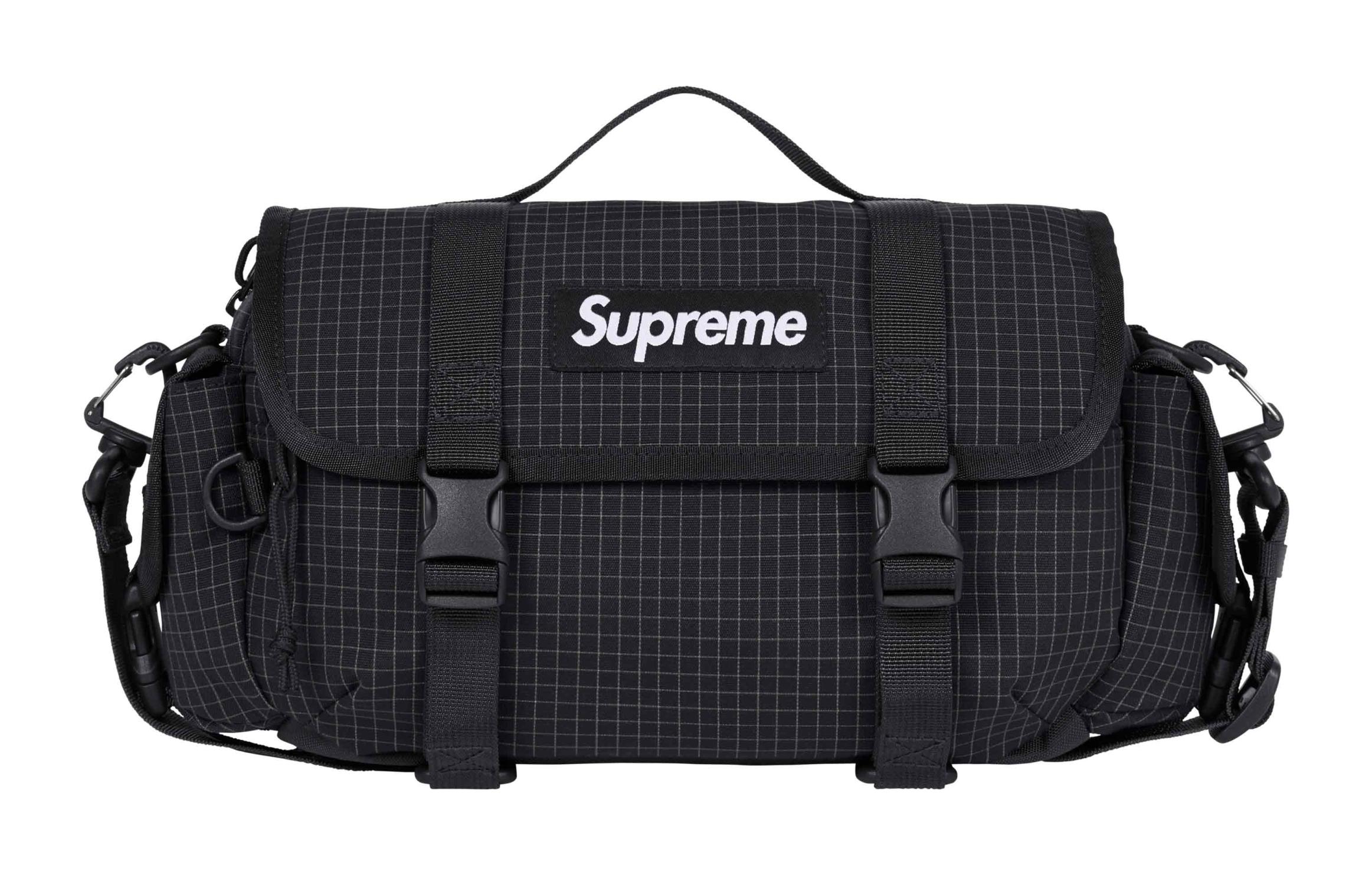 Supreme SS24 Week 1 Signature Lettering with Embossed Logo Lining 500D Cordura® Nylon Travel Bag Mini Unisex Couple Style