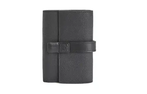 LOEWE Long Grain Calfskin Wallet Women's Black