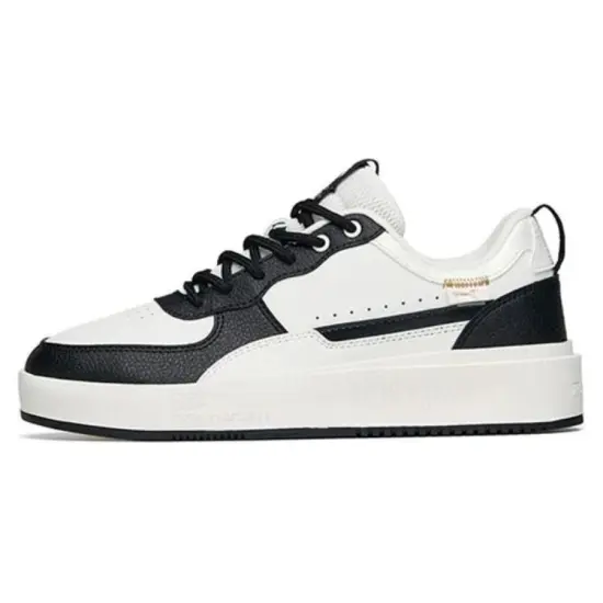 ANTA Women's Milk in Water Skate 'White Black'