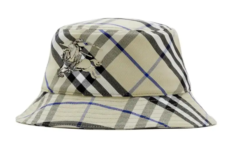 Burberry Vintage Check bucket hat