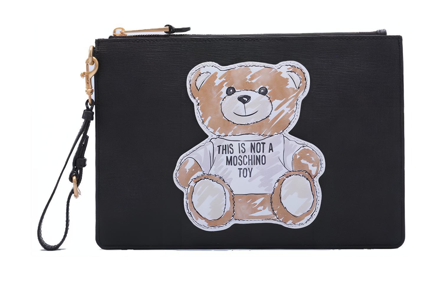 Клатчи Moschino