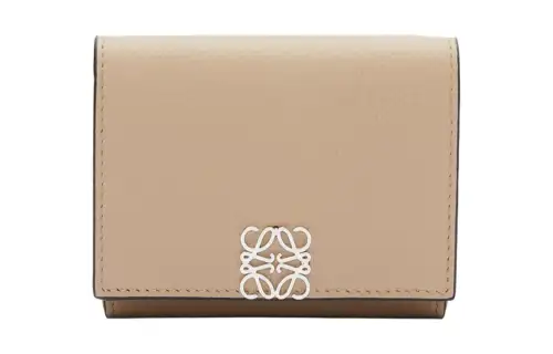 LOEWE Anagram Pebble Texture Calfskin Wallet Women's Sand