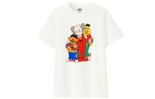 Kaws X UNIQLO X Sesame Street Group Tee
