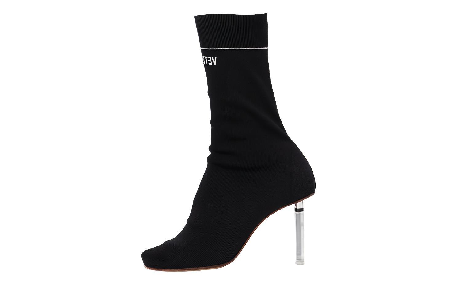 Короткие ботинки и ботильоны Vetements