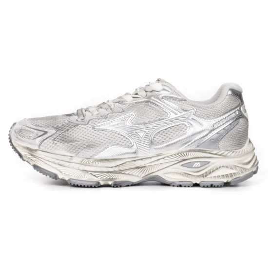 Mizuno Racer S 'White Metallic Silver'