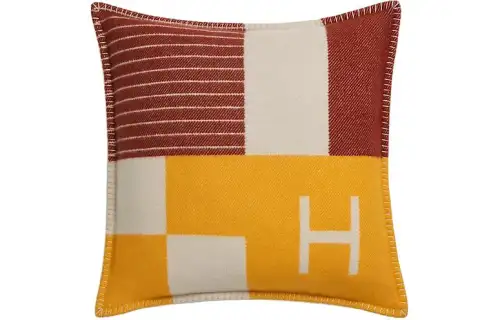 HERMES Avalon Piano cushion cushion Cassak red 50*50cm