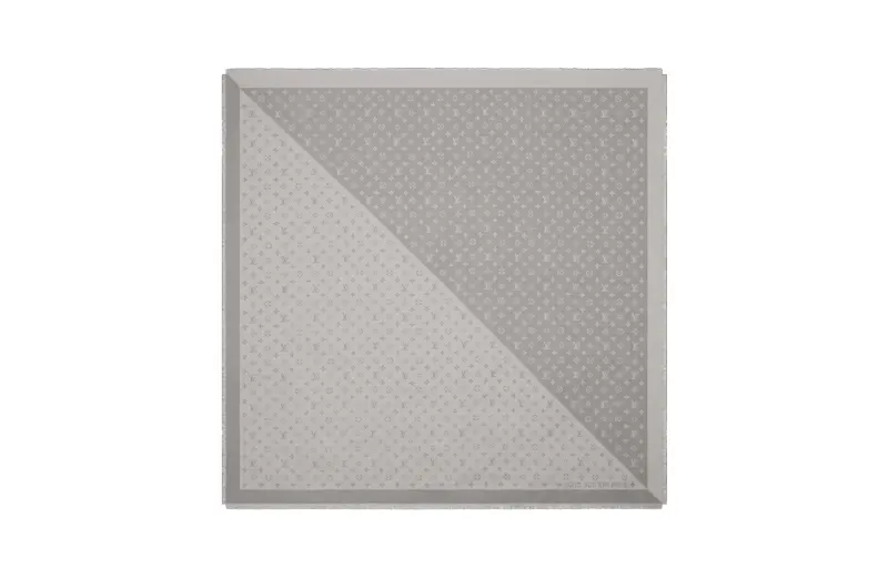 LOUIS VUITTON Duogram Shawl