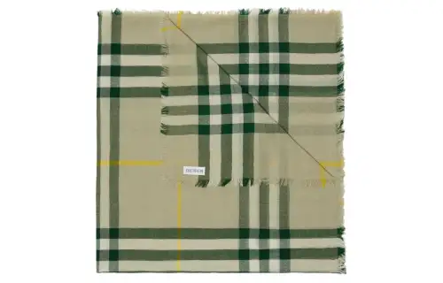 Burberry Vintage Check Wool Scarf