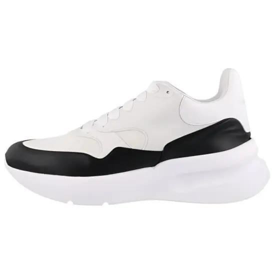 Alexander McQueen Casual Shoes Men Low-Top White Black