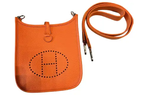 HERMES Evelyne Clemence Bullock Leather Crossbody Bag, Shoulder Bag 16 Women's G0 Orange Field Open Country Orange