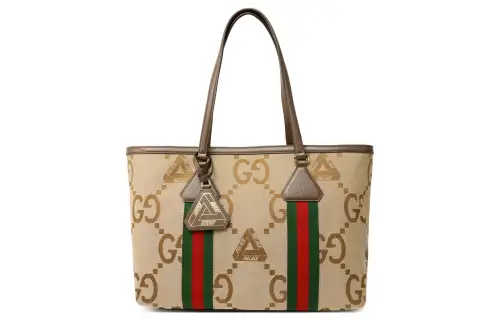 GUCCI PALACE Collaboration GUCCI X PALACEJumbo GG Canvas Shoulder Bag Unisex Camel
