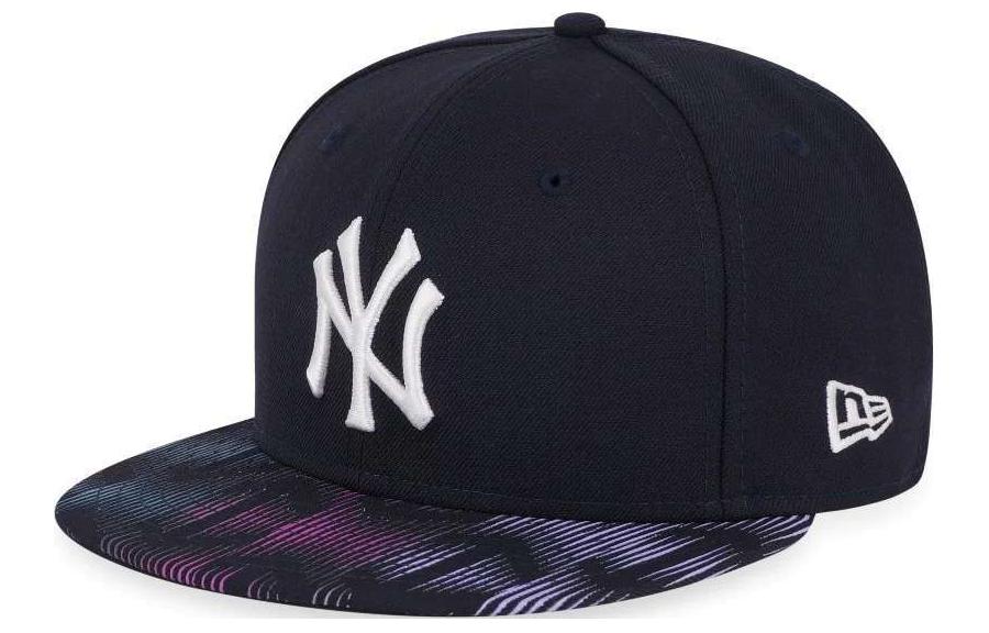 Бейсболка New New Era (черная)