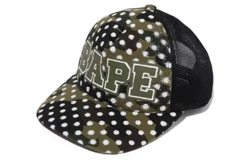 A BATHING APE Baseball Caps Unisex Green
