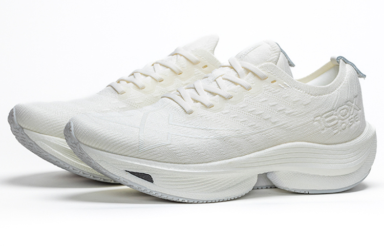 XTEP Slip Resistant Abrasion Resistant Running Shoes Women’s