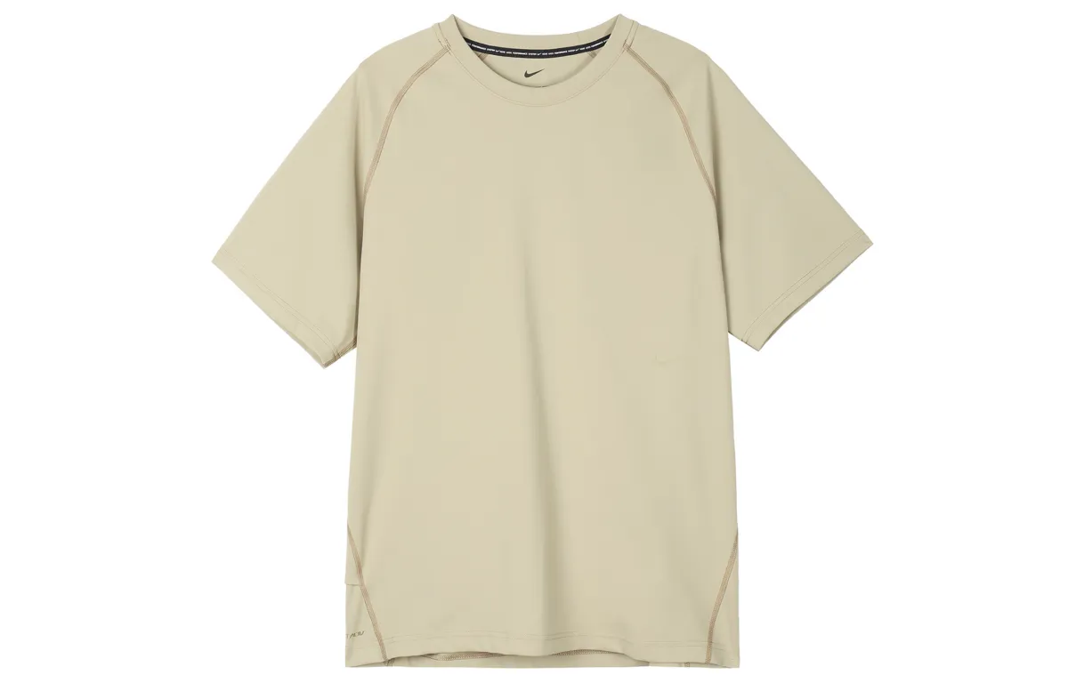 Nike T-Shirts Men's Khaki Crew Neck Moderate Straight Fit