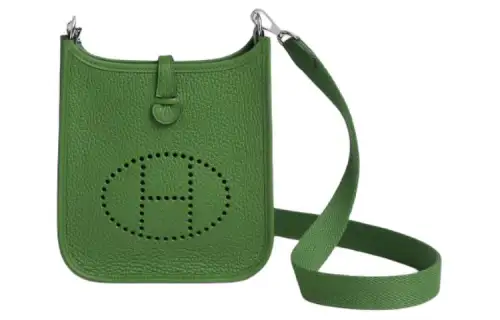 HERMES Evelyne Clemence Bullock Leather Crossbody Bag, Shoulder Bag 16 Women's 62 Vert Cru Original Green