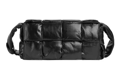 Bottega Veneta CASSETTE Magnetic Closure Calfskin Shoulder Bag, Crossbody Bag Men's Black