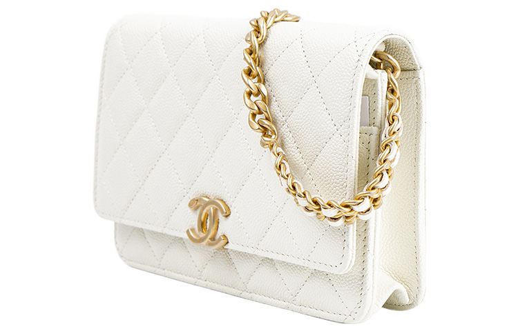 CHANEL WOC