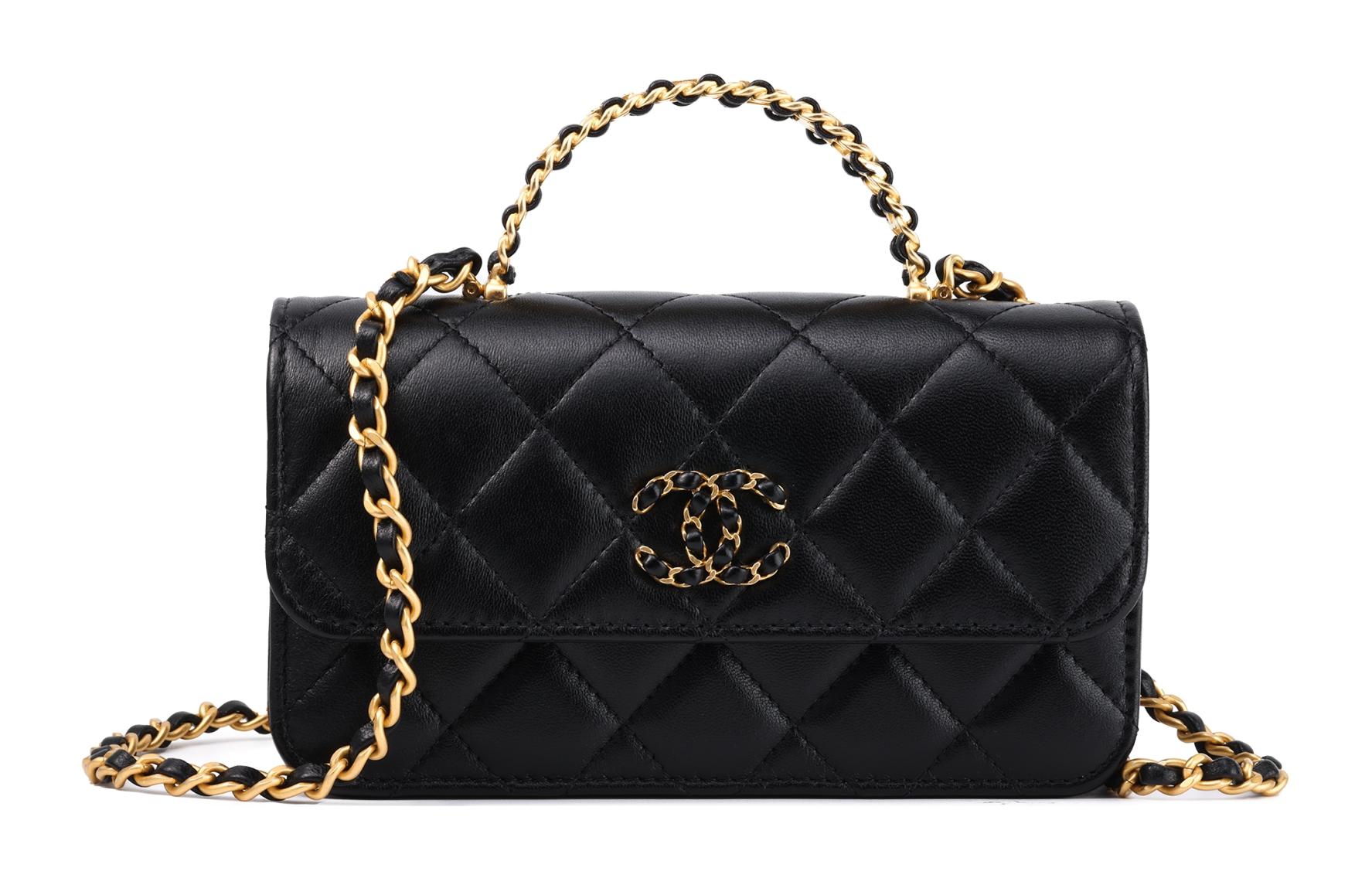 CHANEL WOC 24C handle Logo