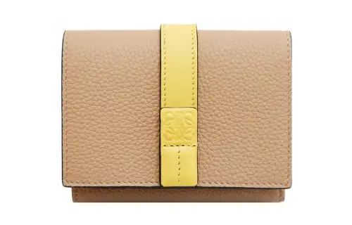LOEWE Soft Grain Calfskin Wallet Women's Butter/Light Lemon