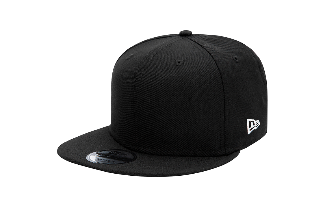 Кепка New Era с логотипом (черная)