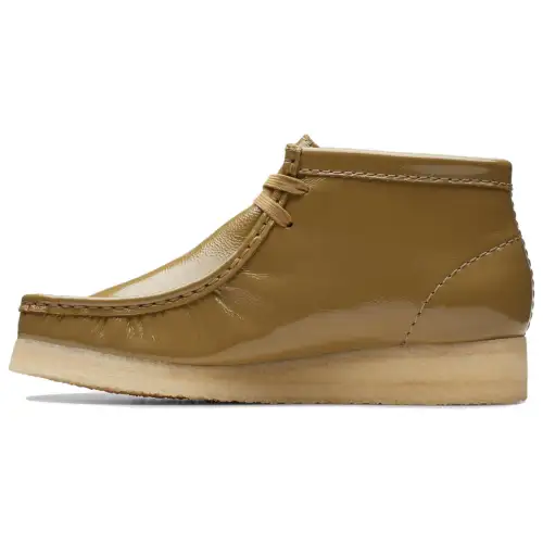 Clarks Wallabee patent leather boots Women's
