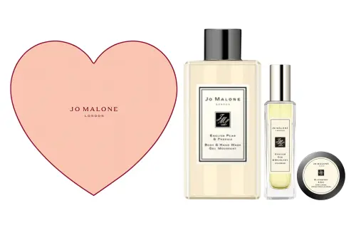 Popular skin care set in gift box, eau de cologne, perfume, shower gel, body milk, cream, Great Britain, 30 ml, 100 ml, 50 ml