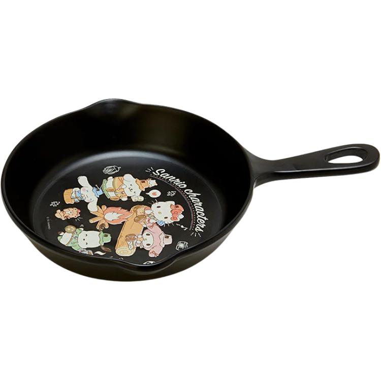 Sanrio Sanrio Sanrio/Big-Eared Dog Sanrio/Katie Bear Cute Camp Series Character Adventure Simple Style Frying Pan Shape Plate Black