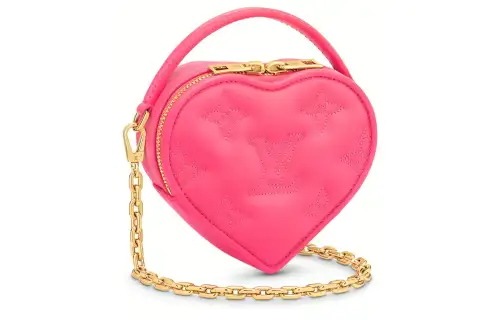 LOUIS VUITTON Pop My Heart Pouch Dragon Fruit Pink