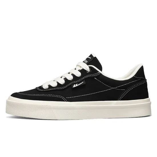 WARRIOR Skateboard Shoes Unisex Low-Top White
