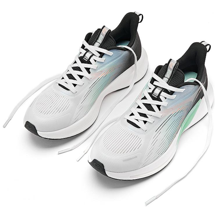 QIAODAN Slip Resistant Slip Resistant Low top Running Shoes Men’s Green Black