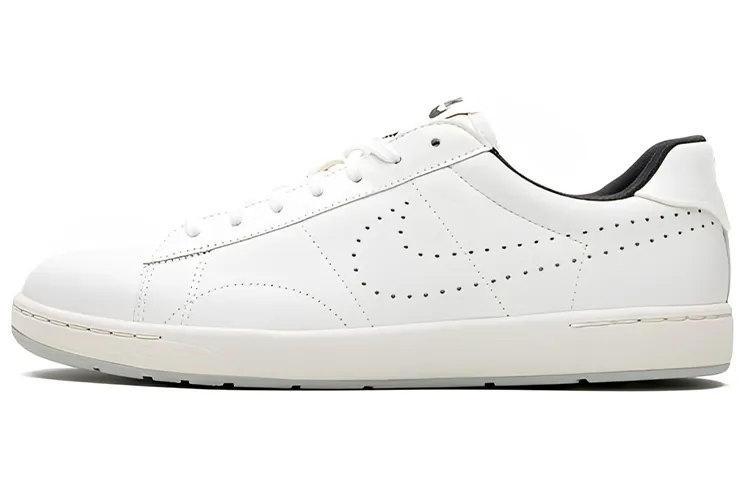 Nike Tennis Classic Ultra Leather Ivory/Ivory/Black