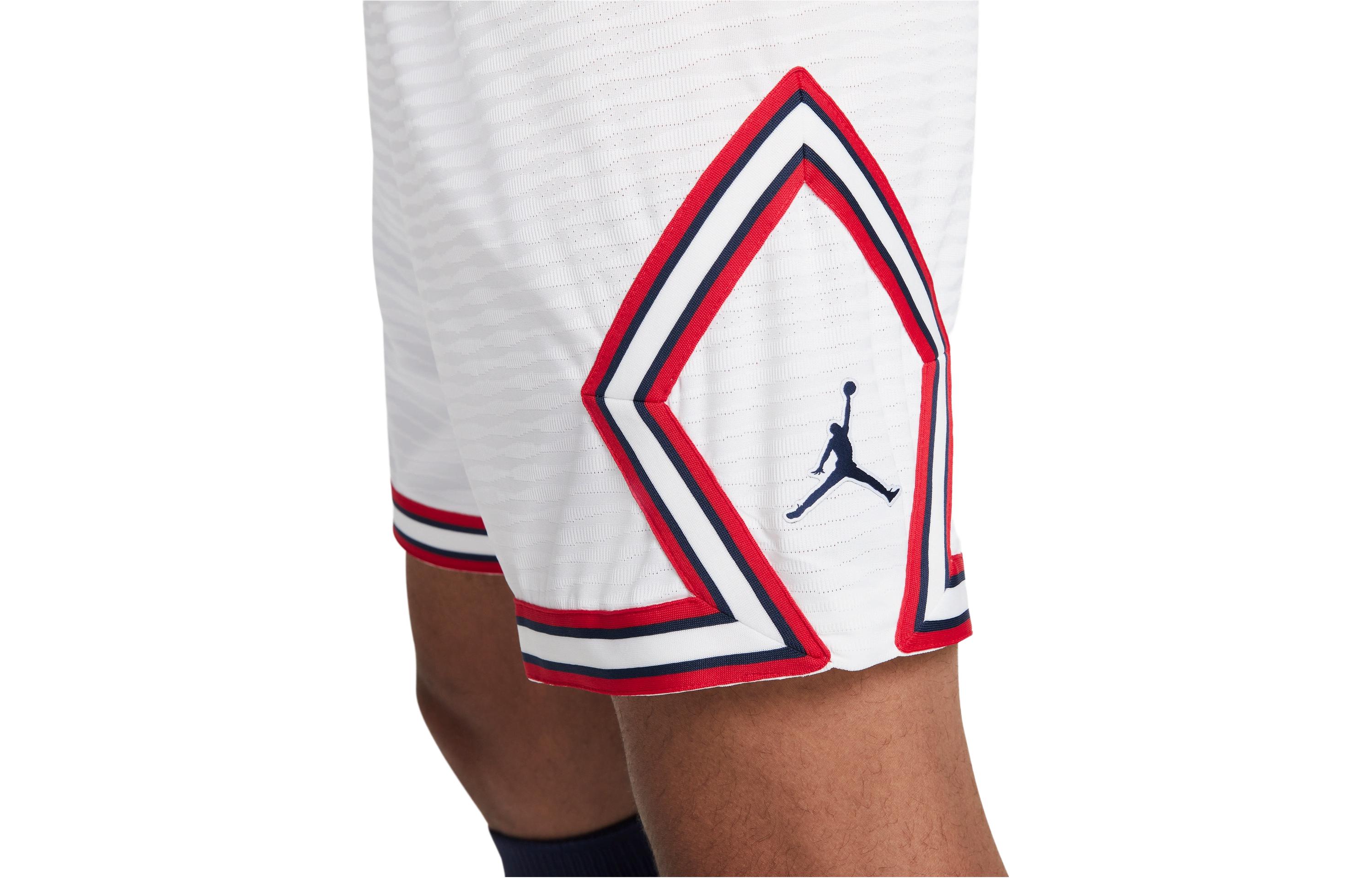 Jordan Sports Shorts Men’s White Moderate