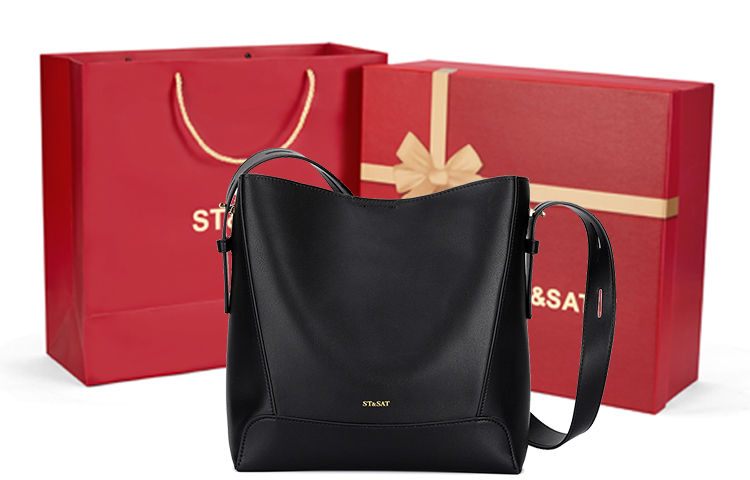 ST&SAT   tote