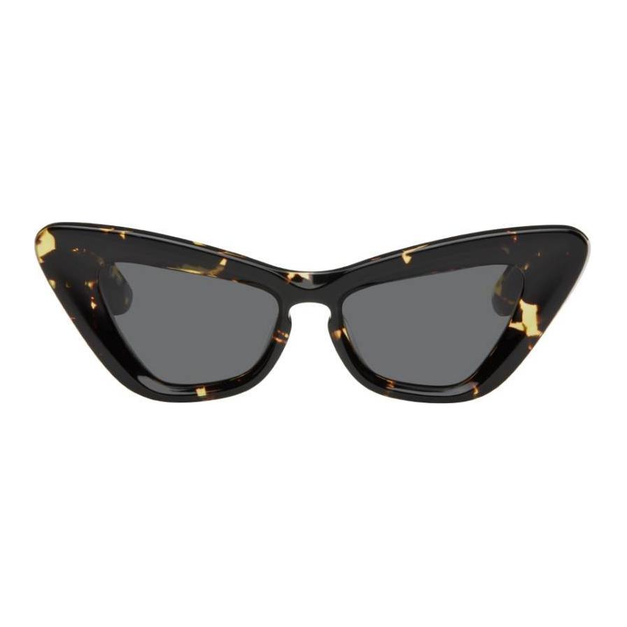Burberry Eyewear Tortoiseshell Cat eye Sunglasses