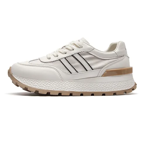 La Chapelle soft-soled mesh sneakers, breathable, non-slip, low-top, lifestyle shoes, women's style