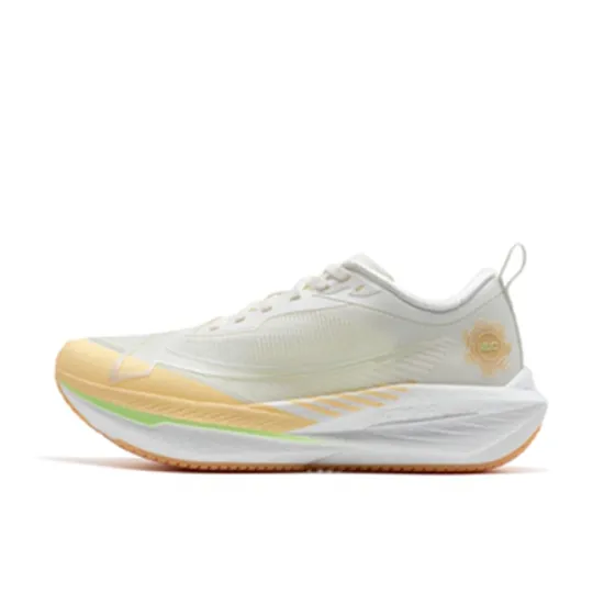 XTEP One-piece Molded 2nd Generation Running Shoes Women's Low-Top Sail White/Electronic Pink Orange