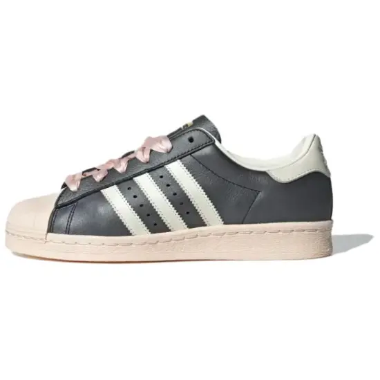Superstar Women's Adidas Originals 82 'Black Pink Ribbon Laces' Women's