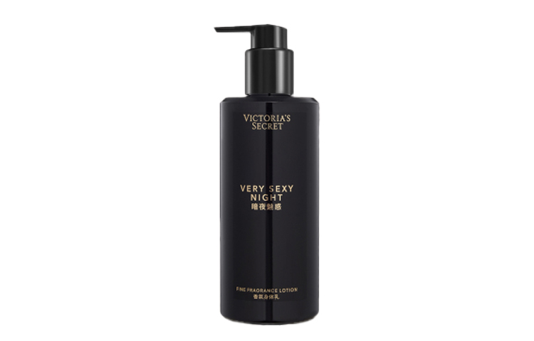 Косметика Victoria's Secret (розовая)